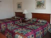 Country Hearth Inn Lomira Hotel Екстериор снимка